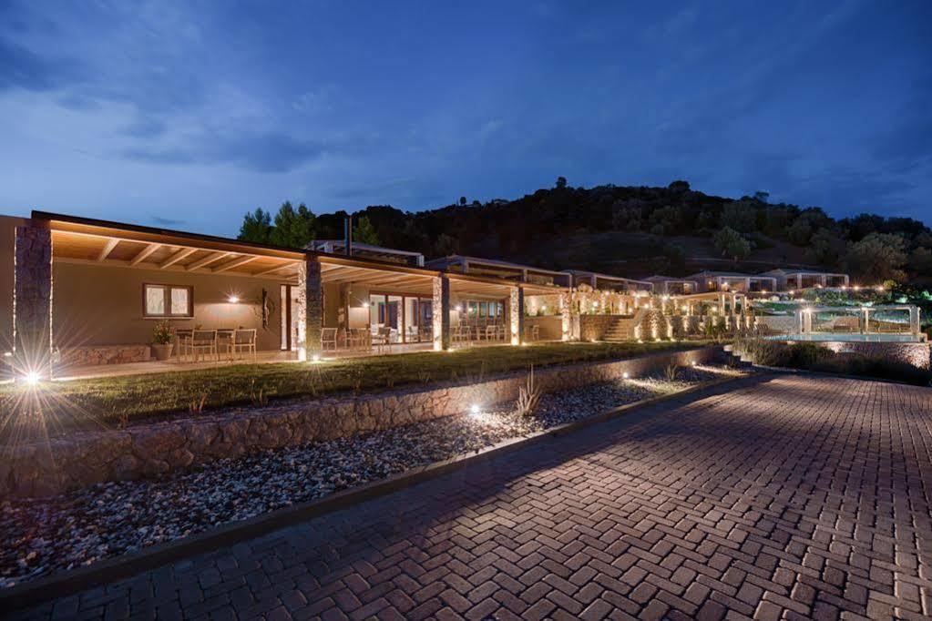 Elimnion Resort Khrónia Exterior photo